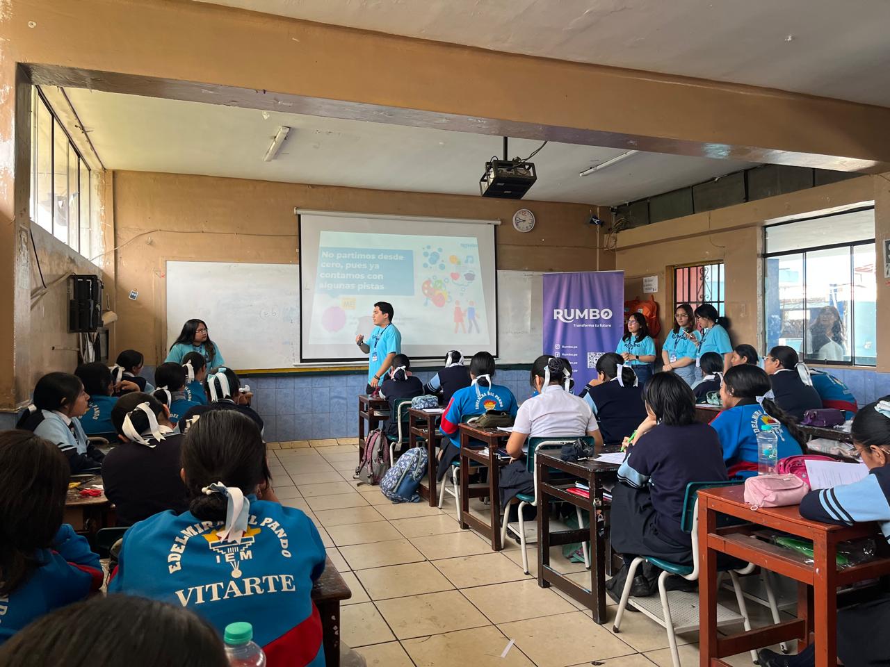 Taller en IEE Edelmira del Pando